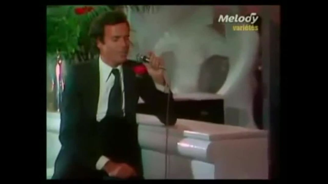 ⁣Julio Iglesias - Pauvres Diables