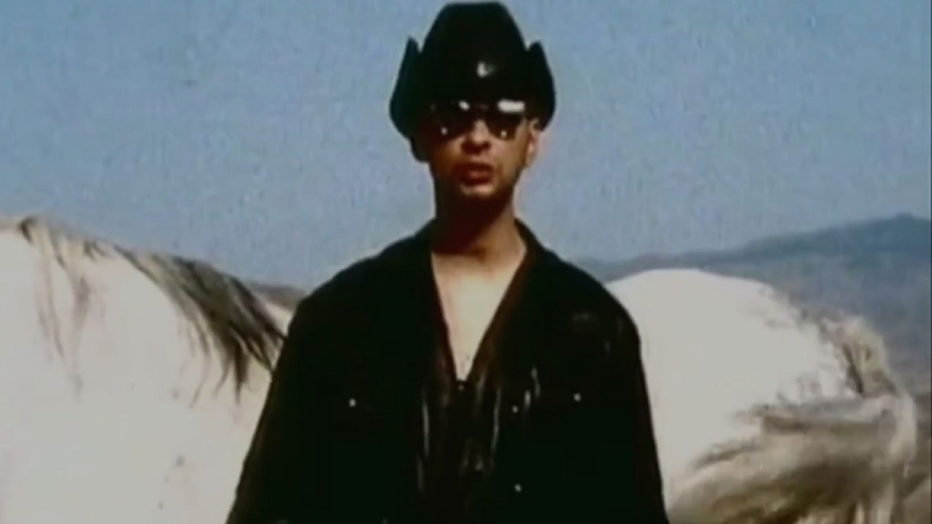 ⁣Depeche Mode - Personal Jesus