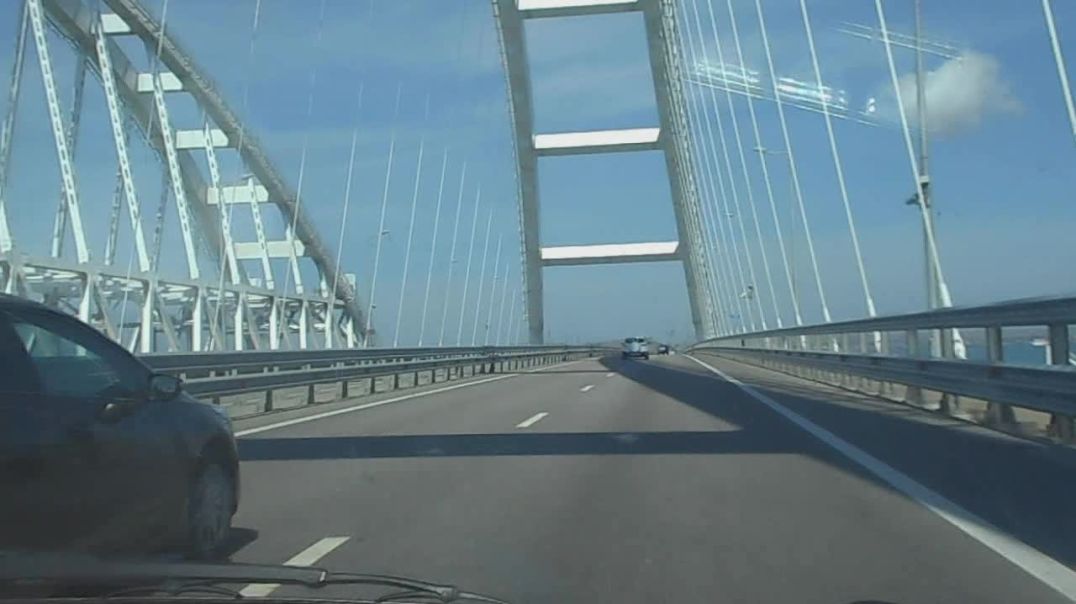 ⁣Крымский мост