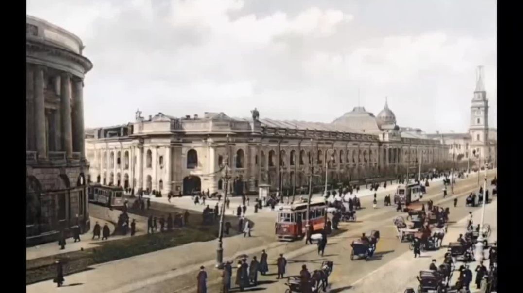 ⁣Санкт-Петербург 19-го века. Ожившие фотографии.