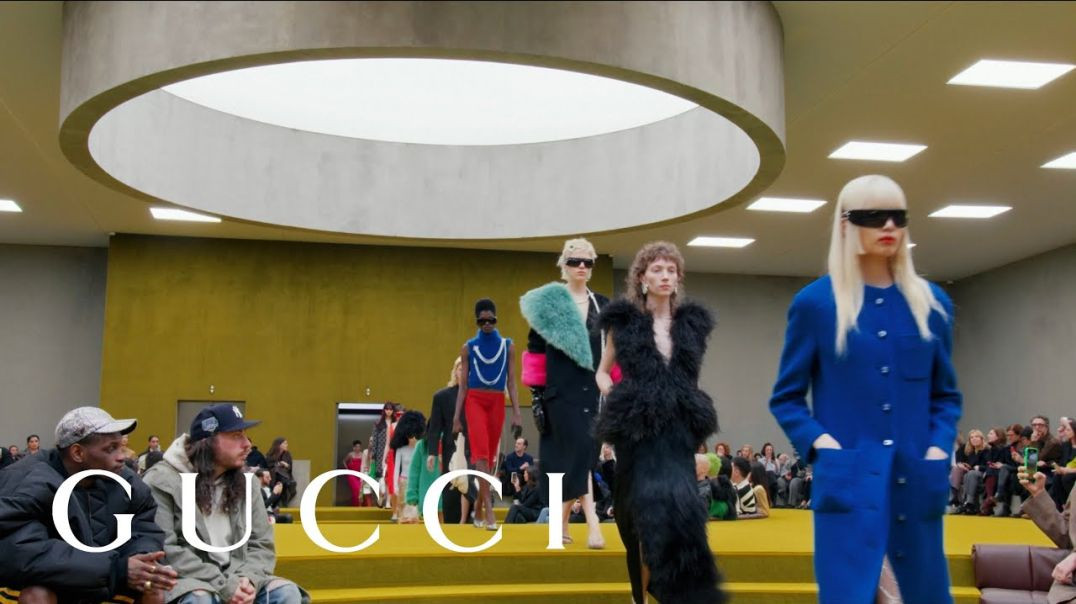 Показ женской коллекции Gucci осень-зима 2023 года