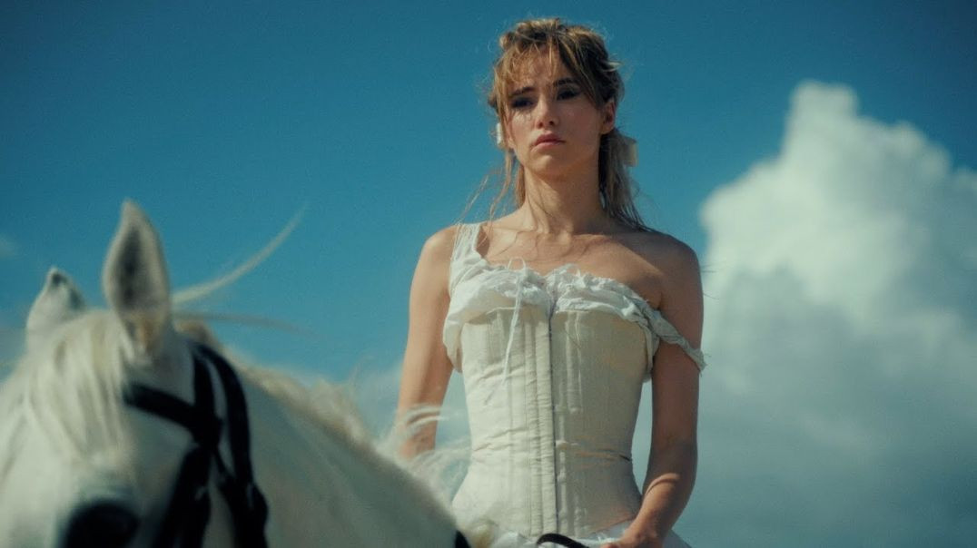 Suki Waterhouse - Nostalgia