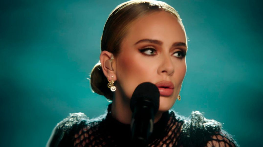 ⁣Adele - Easy On Me (Live at the NRJ Awards 2021)