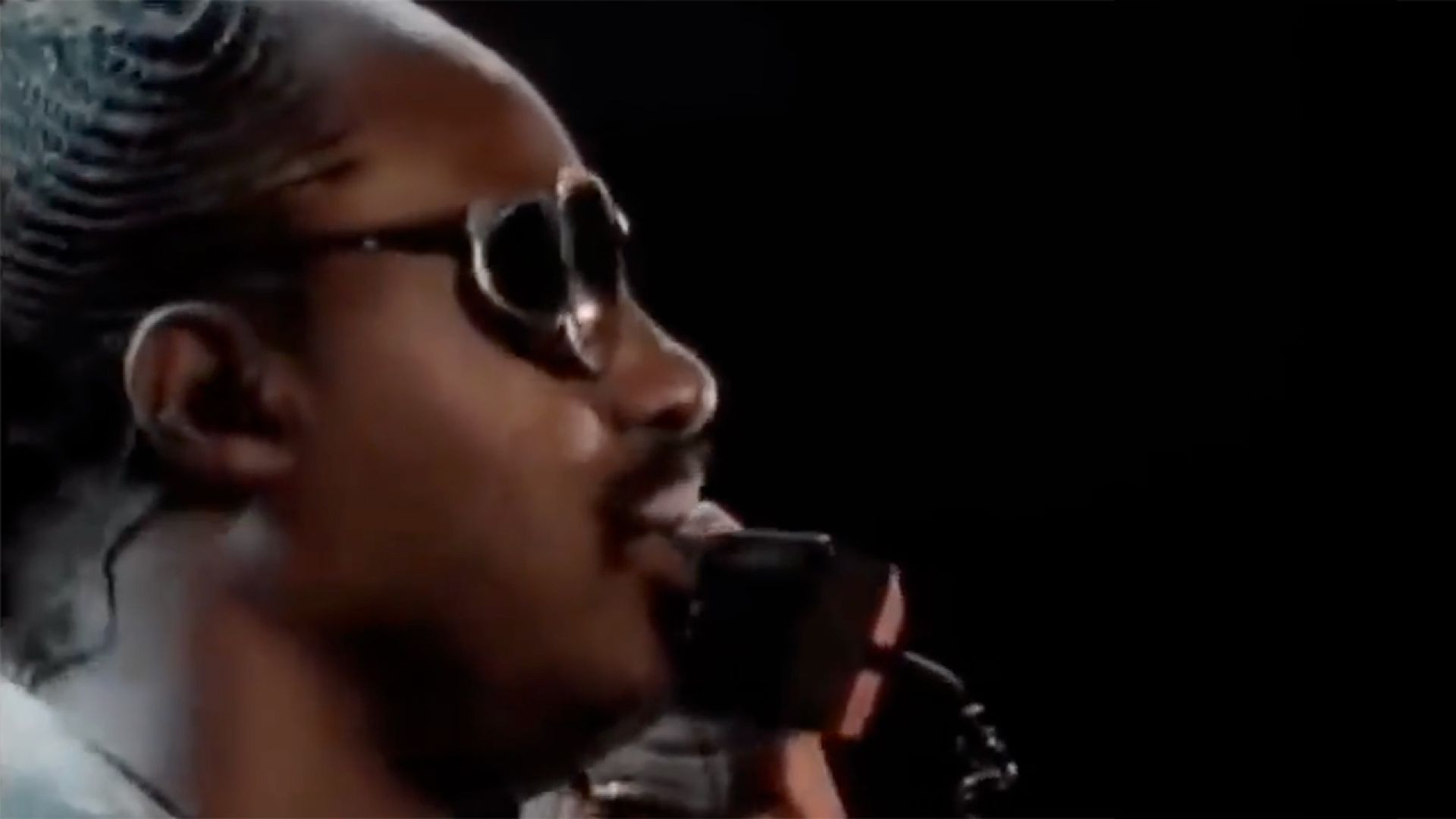 Stevie Wonder - I Just Called To Say I Love You